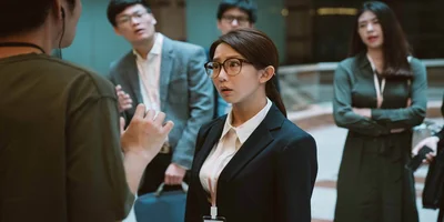 The Accidental Influencer (Legendado) - Temporada 1 Episódio 02